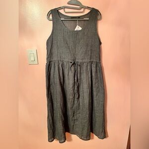 Elegant Gray Sleeveless Dress